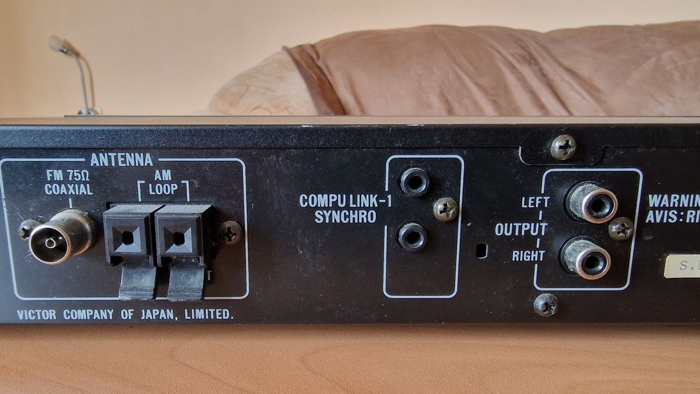 Радио тунер  JVC