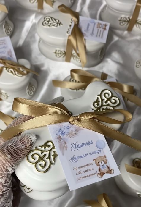 Тойбастар, бонбоньерки