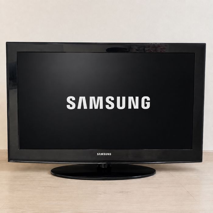 Продам телевизор SAMSUNG. Простой. В подарок приставка XIAOMI