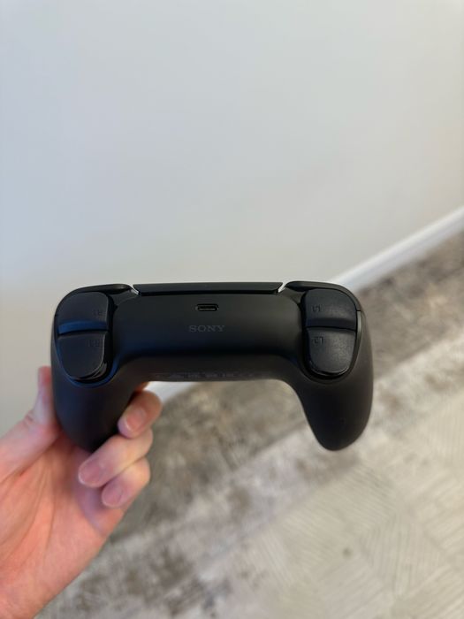 Dualshock 5, не BLUETOOTH только usb-шнур(type c)