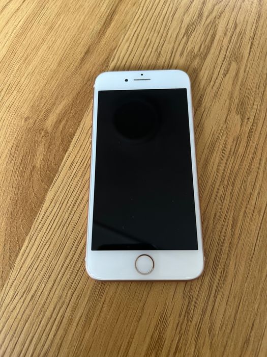 Iphone 8 64 GB 100 %батерия