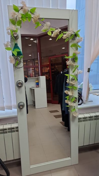 Продается зеркало
