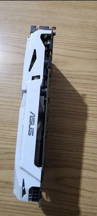 Bugeo kapma / Asus Dual GTX 1070 8GB GDDR5