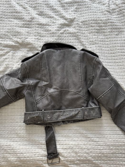 Кожаная куртка женская