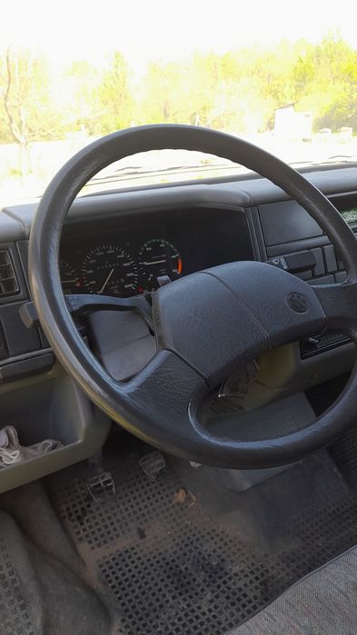 VOLKSWAGEN Transporter 1992 — imagine 3