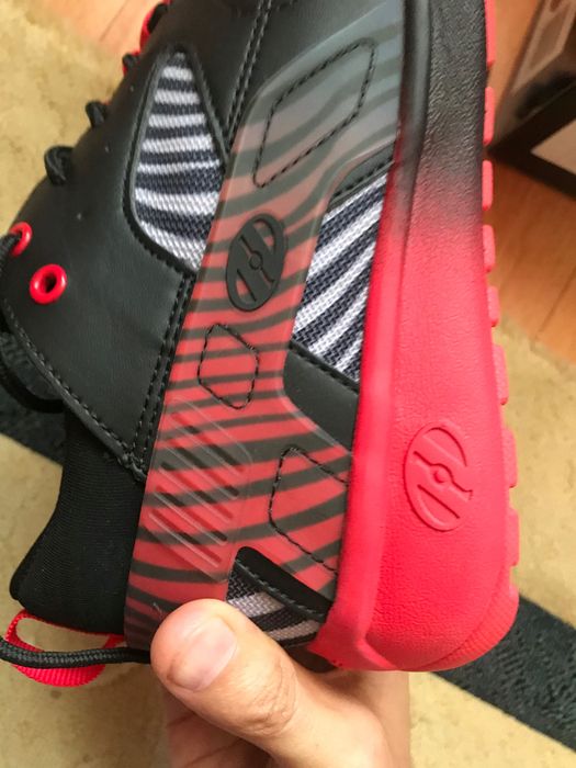 Кроссовки ролики Heelys оригинал. Новые.