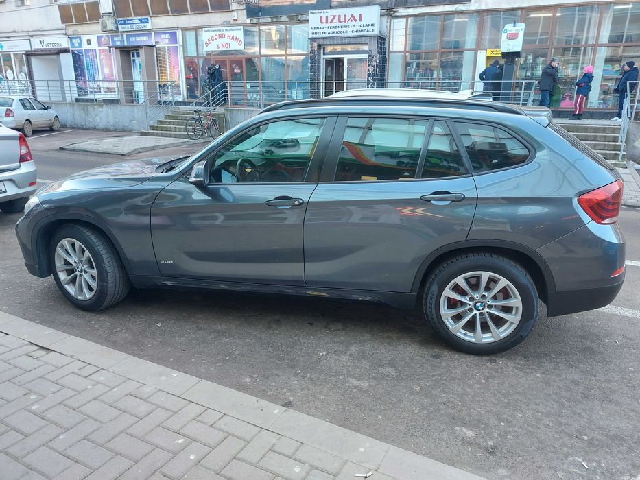 BMW X1 2013 — imagine 3