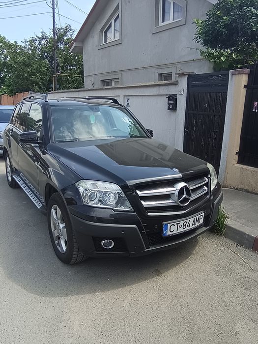 Vând Mercedes Benz