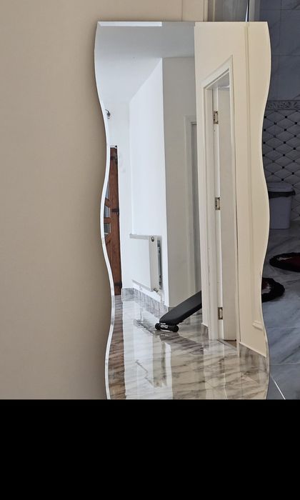 Oglinda 160x60 cm, impecabila