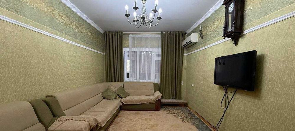 Продается квартира в Яшнабадском районе Авиасозлар 3-х ком 70м2 3-этаж