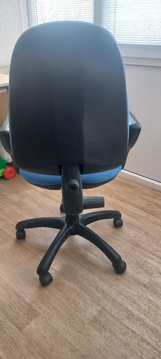 Кресло   детское  на  колёсах