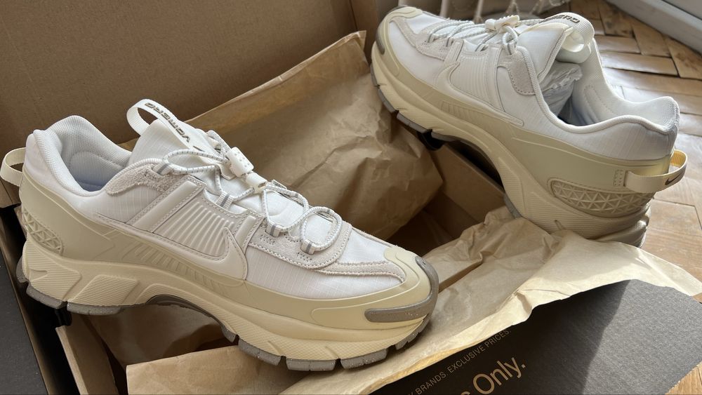 Nike Zoom Vomero Roam - 45 номер, напълно нови