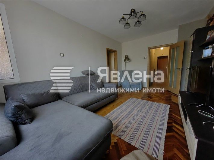 Продава се Тристаен апартамент в Благоевград, Запад - 85 кв.м за 1118 €/кв.м - Снимка #3