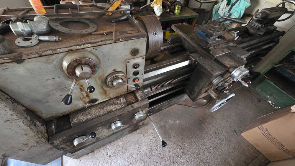 Продавам голям струг