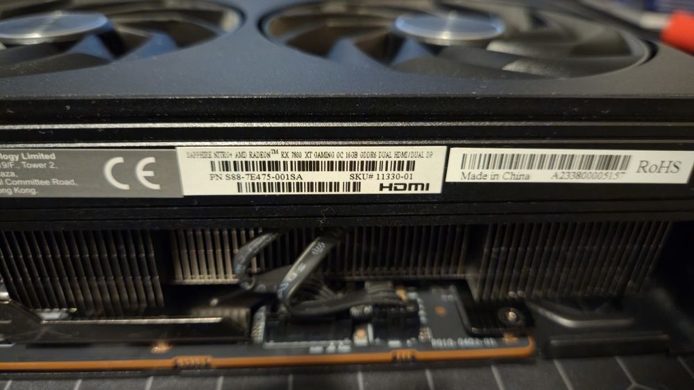 Placa Video RX 7800XT Saphire Nitro+