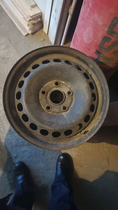 Продам 4 комлекта диска на 15