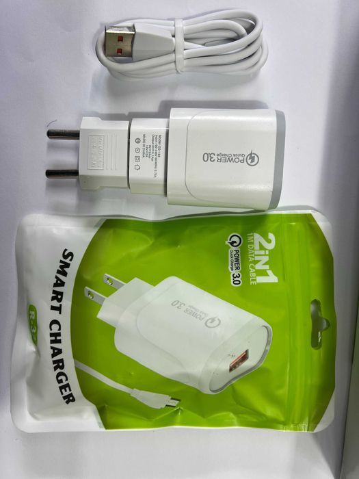Incarcatoroare telefon USB A, CABLU MICRO USB INCLUS, PRET 3,5 RON