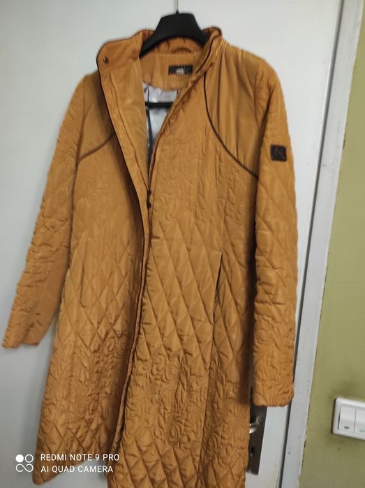 Термо палто Роси фешън ,елегантно и топло,много запазено