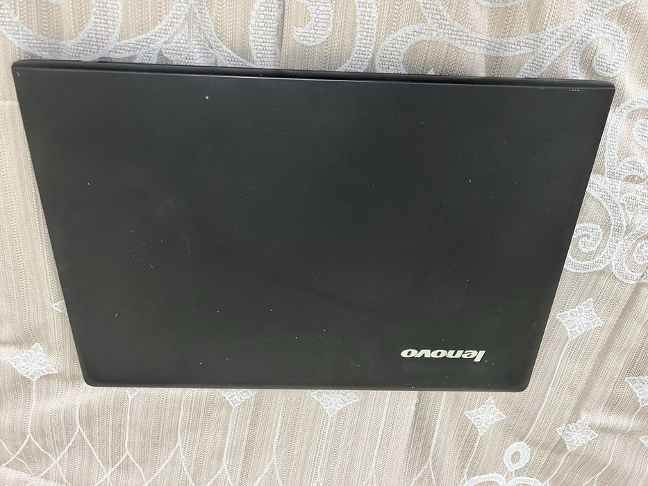 Продам ноутбук в хорошим состаяние