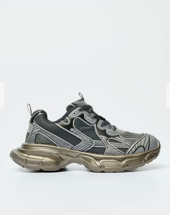 Маратонки(сникърси)