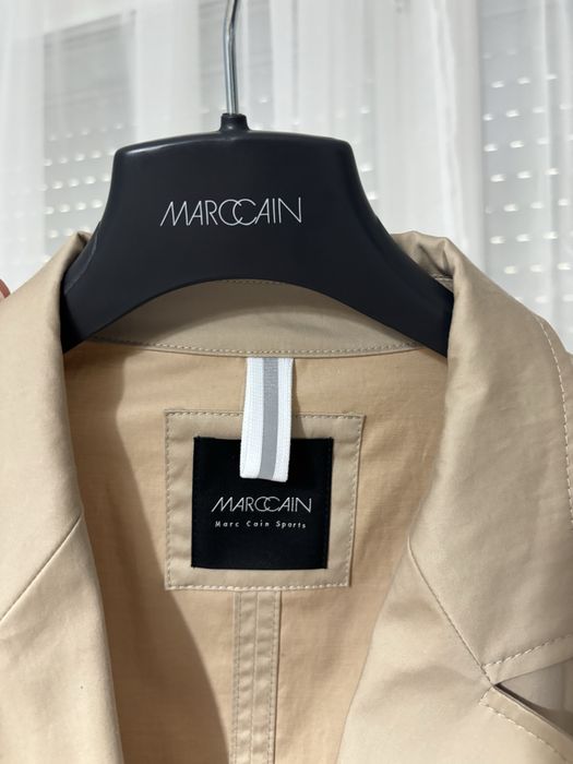Комплект MARC CAIN BLAZER - LIGHT STONE/ Панталон chino FAQUS -  Колекция Пролет 2026