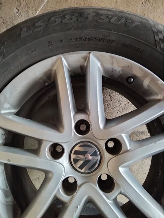 Продам диски с резиной Volkswagen
