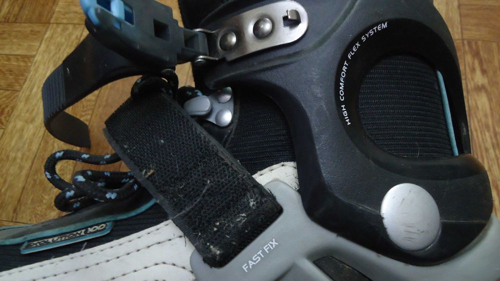 Роликовые коньки Area Exolution 100