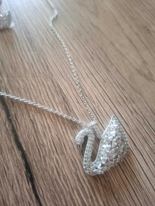 Сет на Сваровски от Колие и Обеци