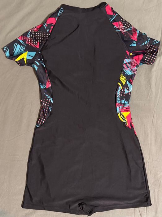 Продам купальник