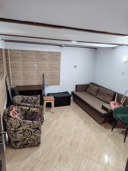 Spațiu ultracentral(55 mp + loc parcare) pt. cabinet, birou, clinica, atelier etc. ~ 7 €/mp
