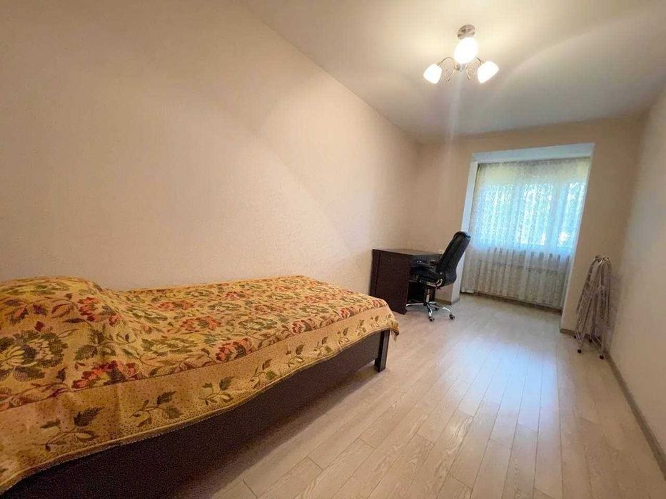 Ц-7, Чимкентская, 80 м², 3 комнаты, с ремонтом, мебель