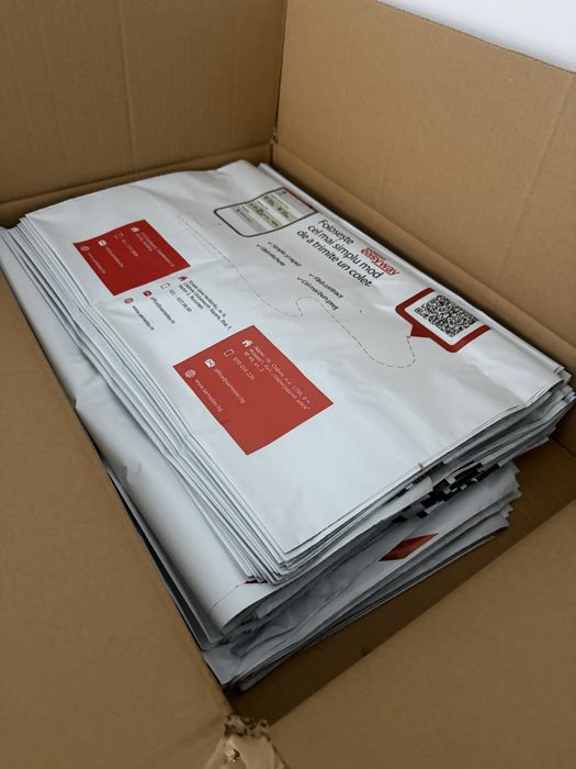 50 pungi curierat-25 lei