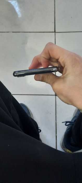 Айфон х в хорошем мостояние