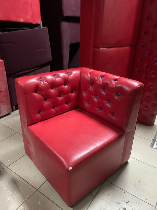 Продам комплект диванов