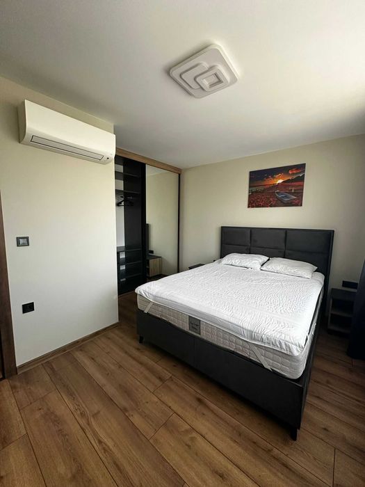 Дава се под наем Къща в Варна, Левски - 150 кв.м за 2000 € - Снимка #3