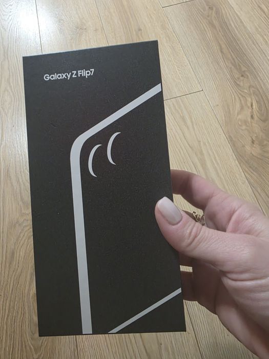 Samsung galaxy Z FLIP 7