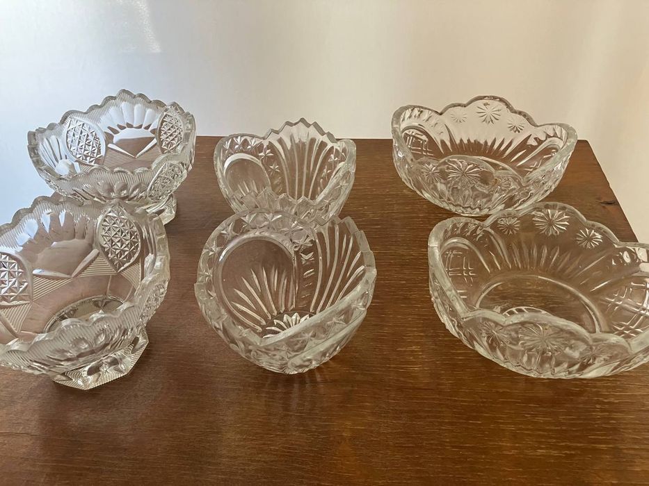 Продам хрустали срочно! Большие 40000шт маленькие пара 40000..