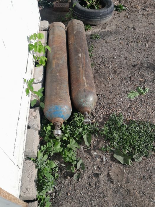 Продам кислородные баллоны