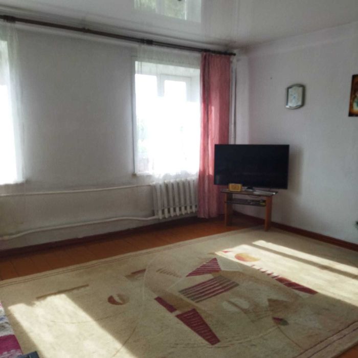 Продам 2к квартиру в кирпичном доме Рабочий!!!