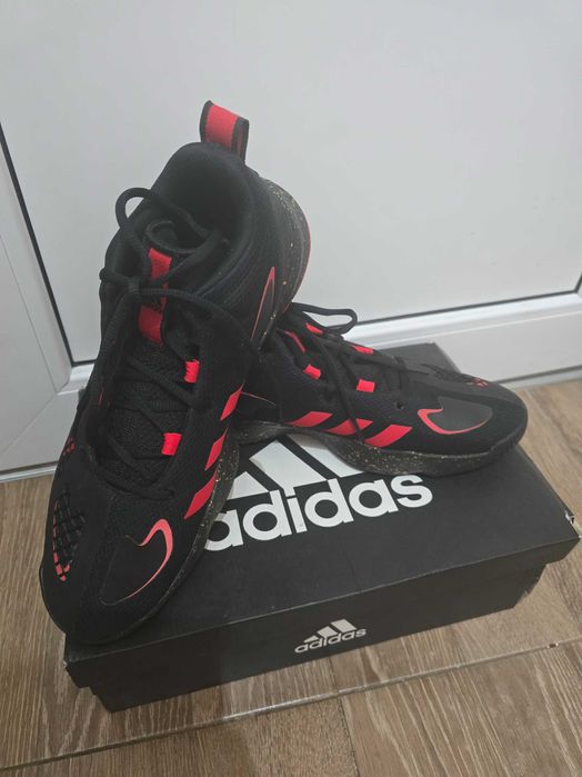 Adidași ADIDAS 44