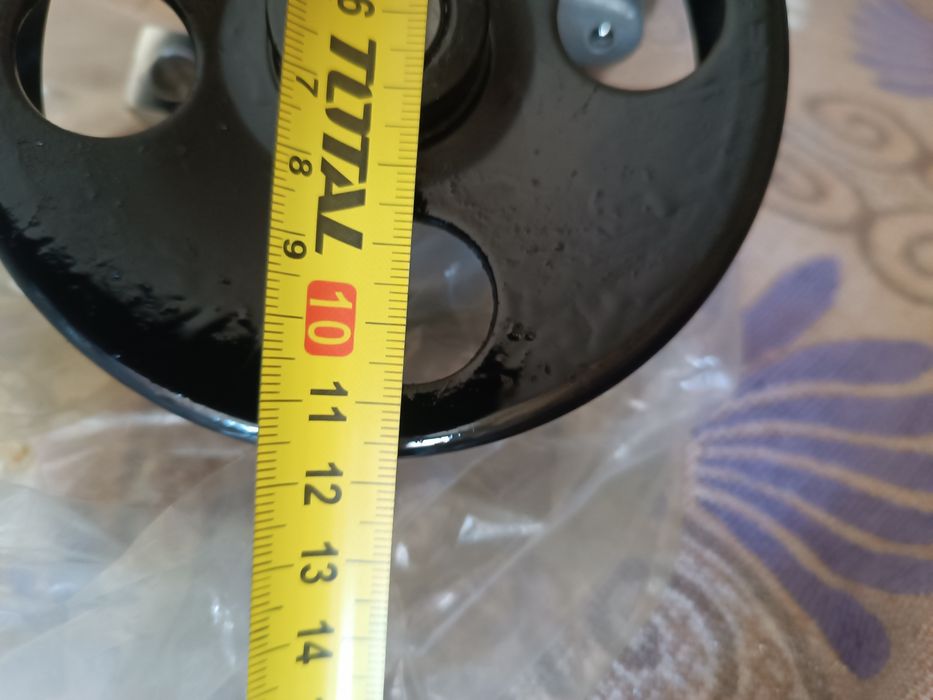 Насос Гур         .