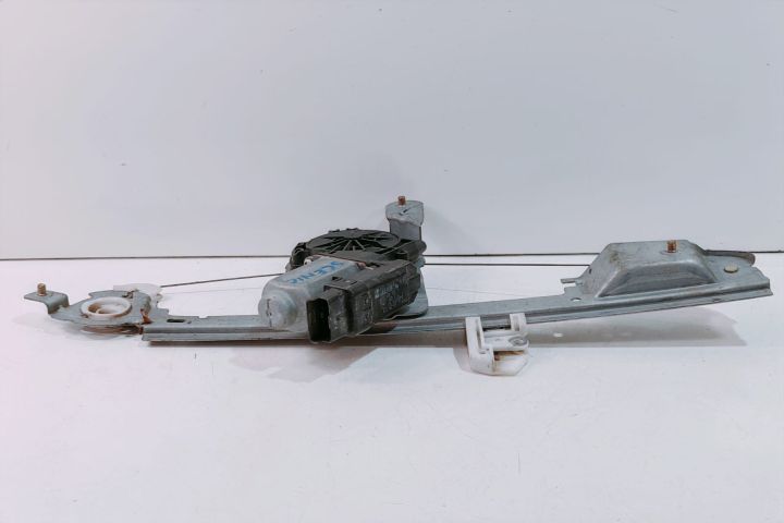 Macara  dreapta cu motoras  440726F Renault Scenic a 2-a generatie (f