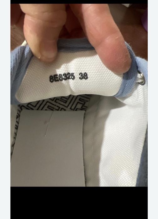 Продам кеды Fendi