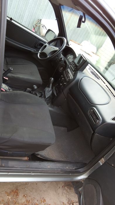 Продам машину Нива