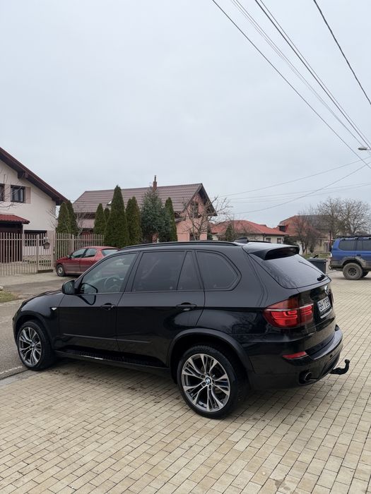 Vand / Schimb Bmw x5 2011 facelift schimb cu containere