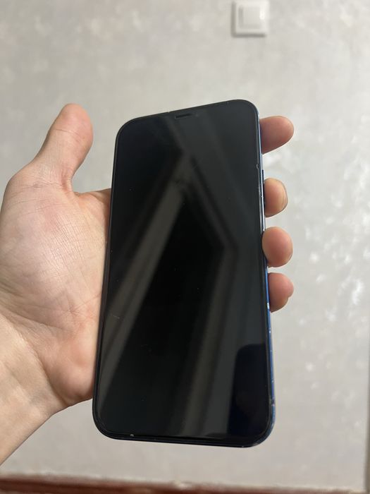 Iphone 12 blue hamma joyi ishlidi