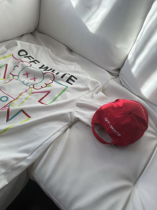 Compleu off white