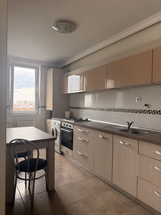 Inchiriez Apartament 3 camere ARED KAUFLAND