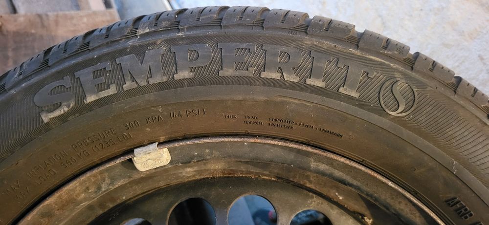 Продам колесо летние