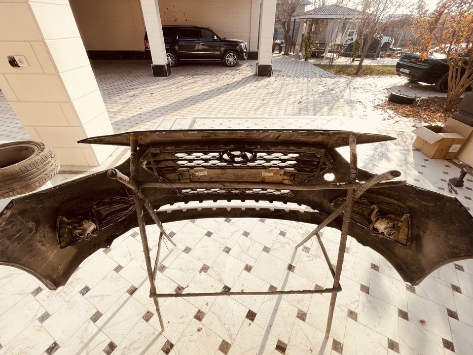 Передние бампер на Hyundai accent